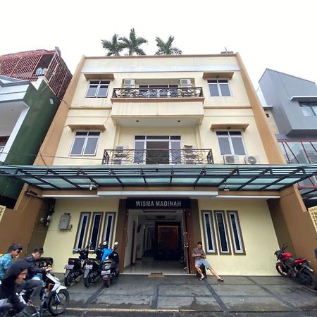 Hotel Oyo 2357 Syariah Grand Raudhah à Jakarta Extérieur photo