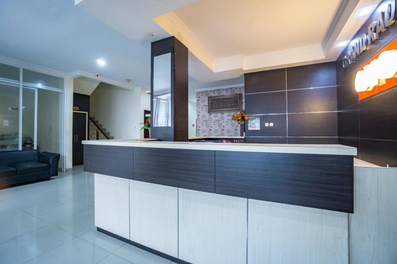 Hotel Oyo 2357 Syariah Grand Raudhah à Jakarta Extérieur photo