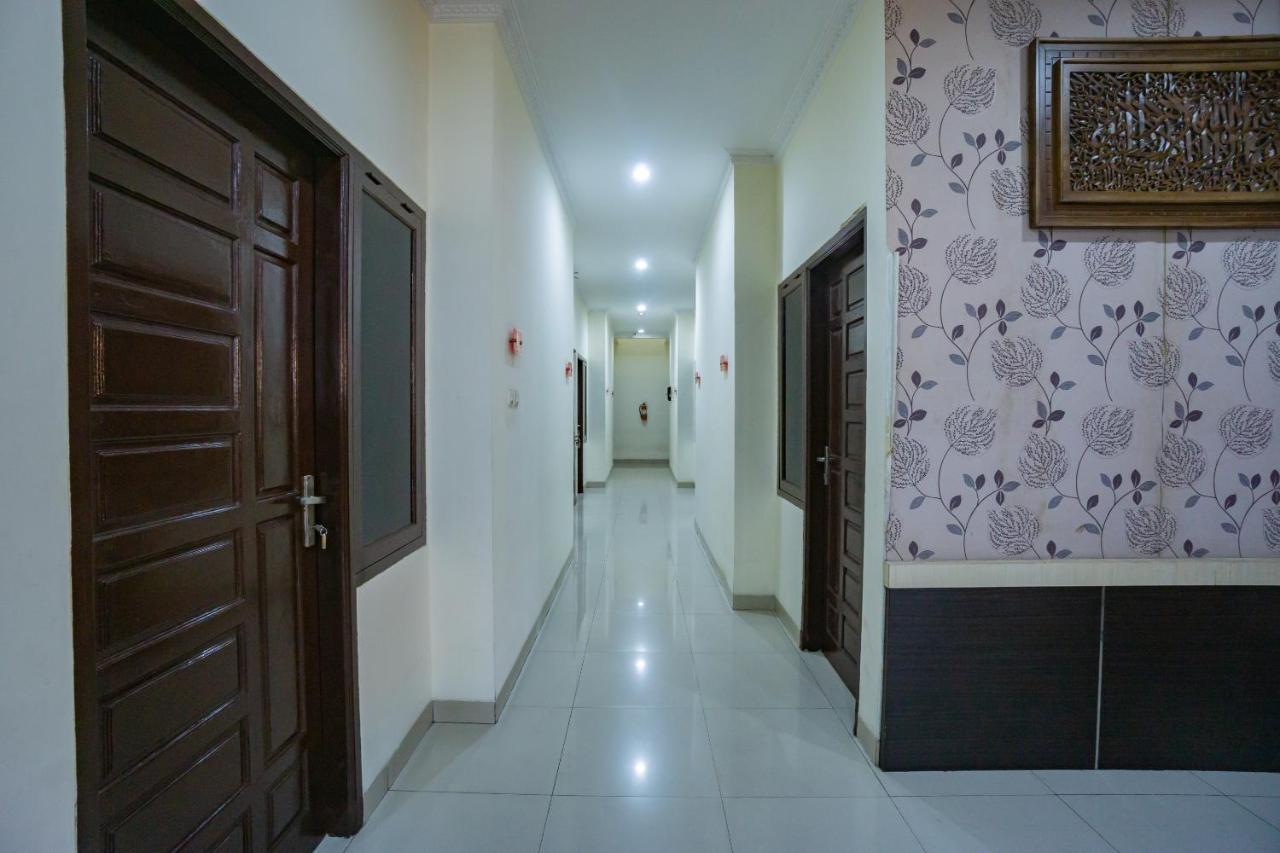 Hotel Oyo 2357 Syariah Grand Raudhah à Jakarta Extérieur photo