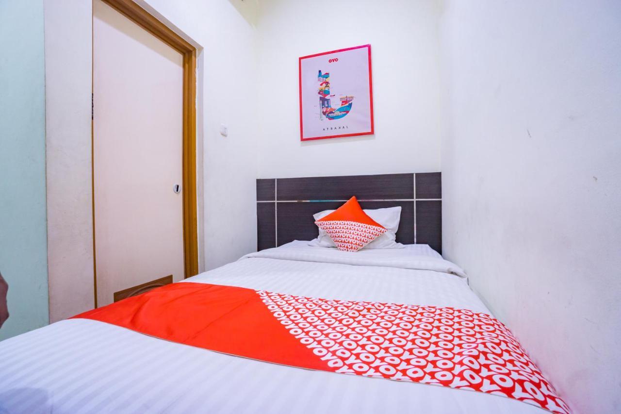 Hotel Oyo 2357 Syariah Grand Raudhah à Jakarta Extérieur photo