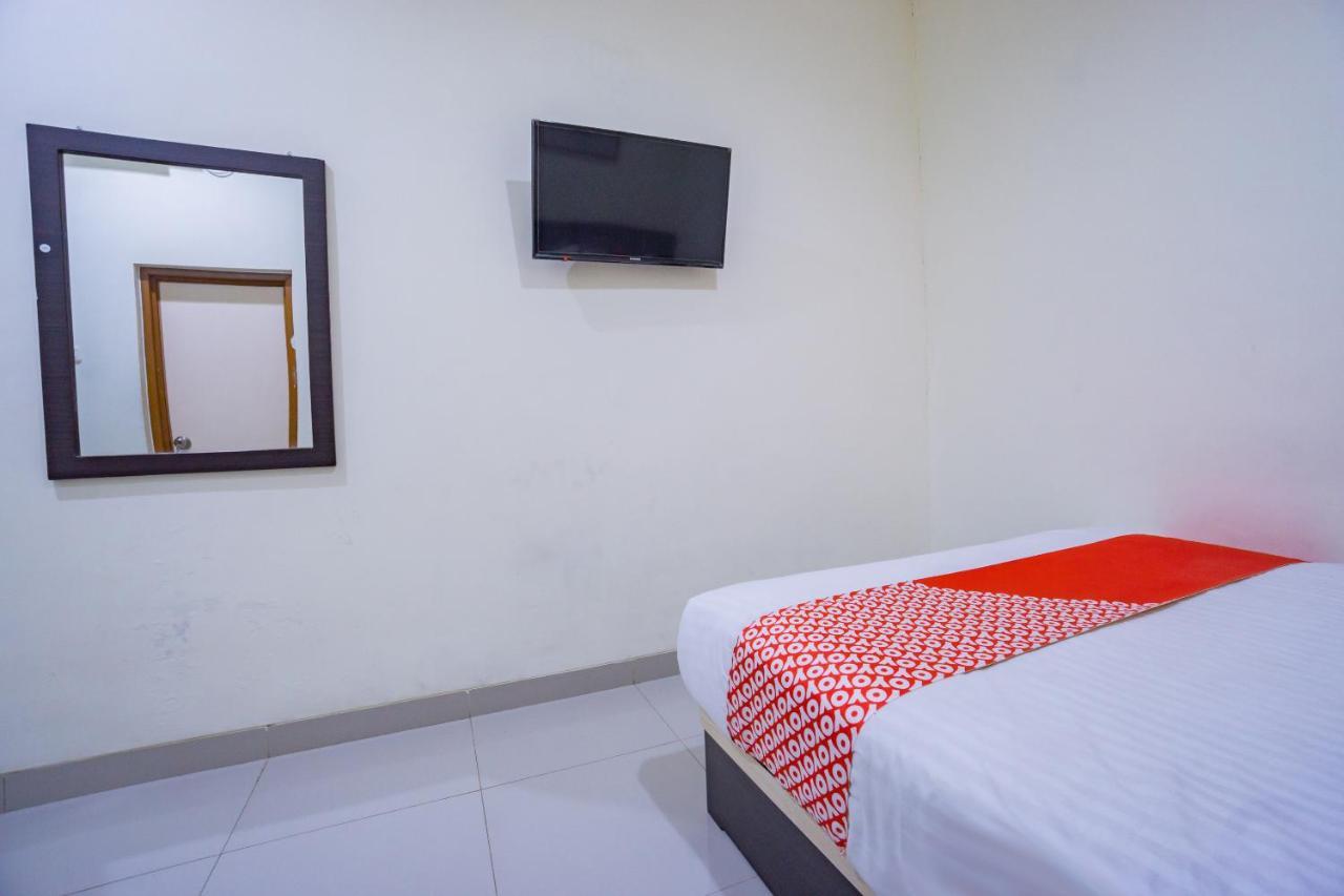 Hotel Oyo 2357 Syariah Grand Raudhah à Jakarta Extérieur photo