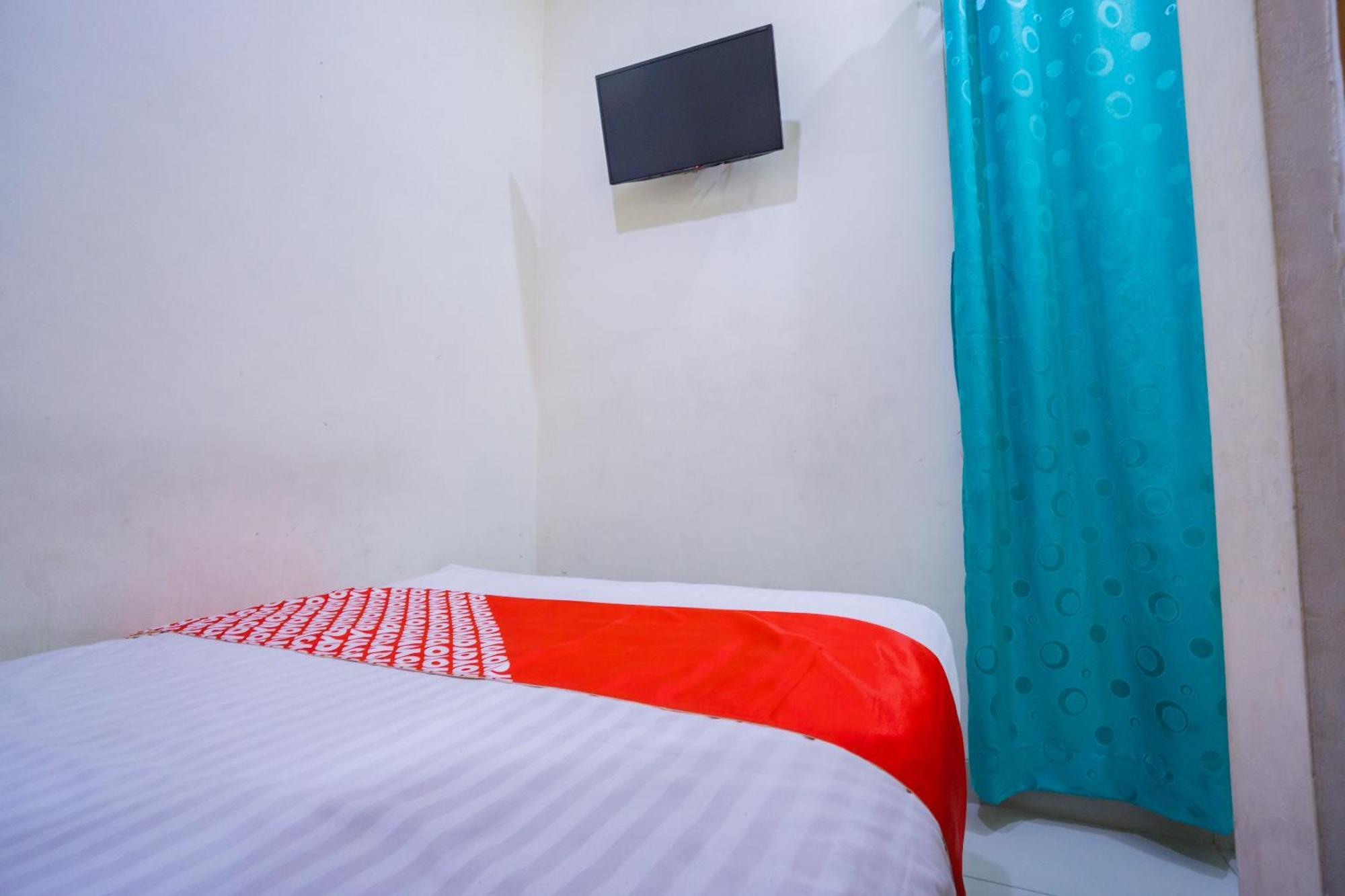 Hotel Oyo 2357 Syariah Grand Raudhah à Jakarta Extérieur photo