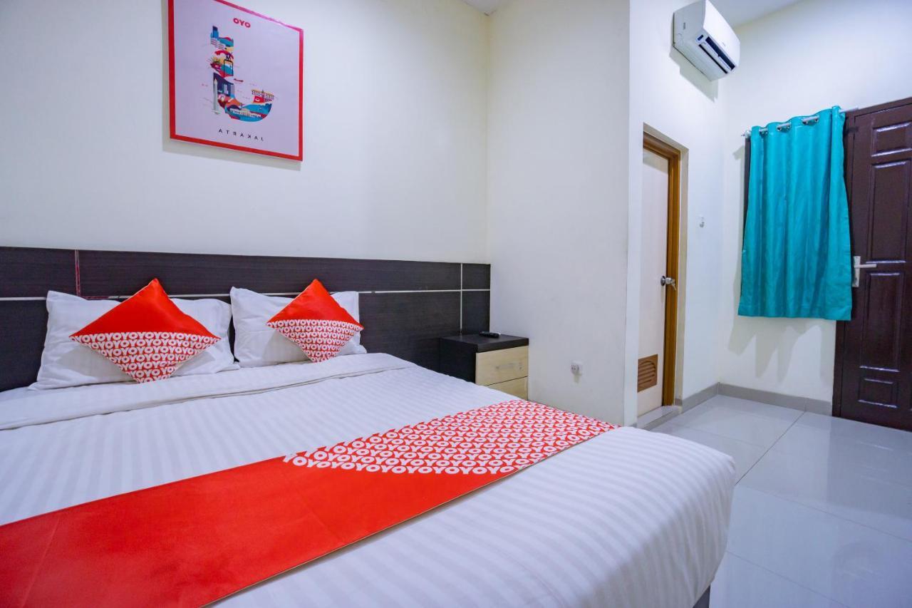 Hotel Oyo 2357 Syariah Grand Raudhah à Jakarta Extérieur photo