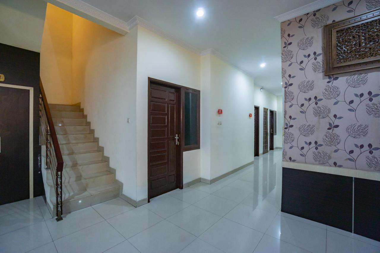 Hotel Oyo 2357 Syariah Grand Raudhah à Jakarta Extérieur photo