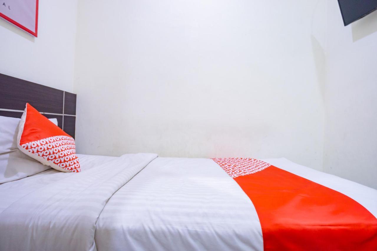Hotel Oyo 2357 Syariah Grand Raudhah à Jakarta Extérieur photo