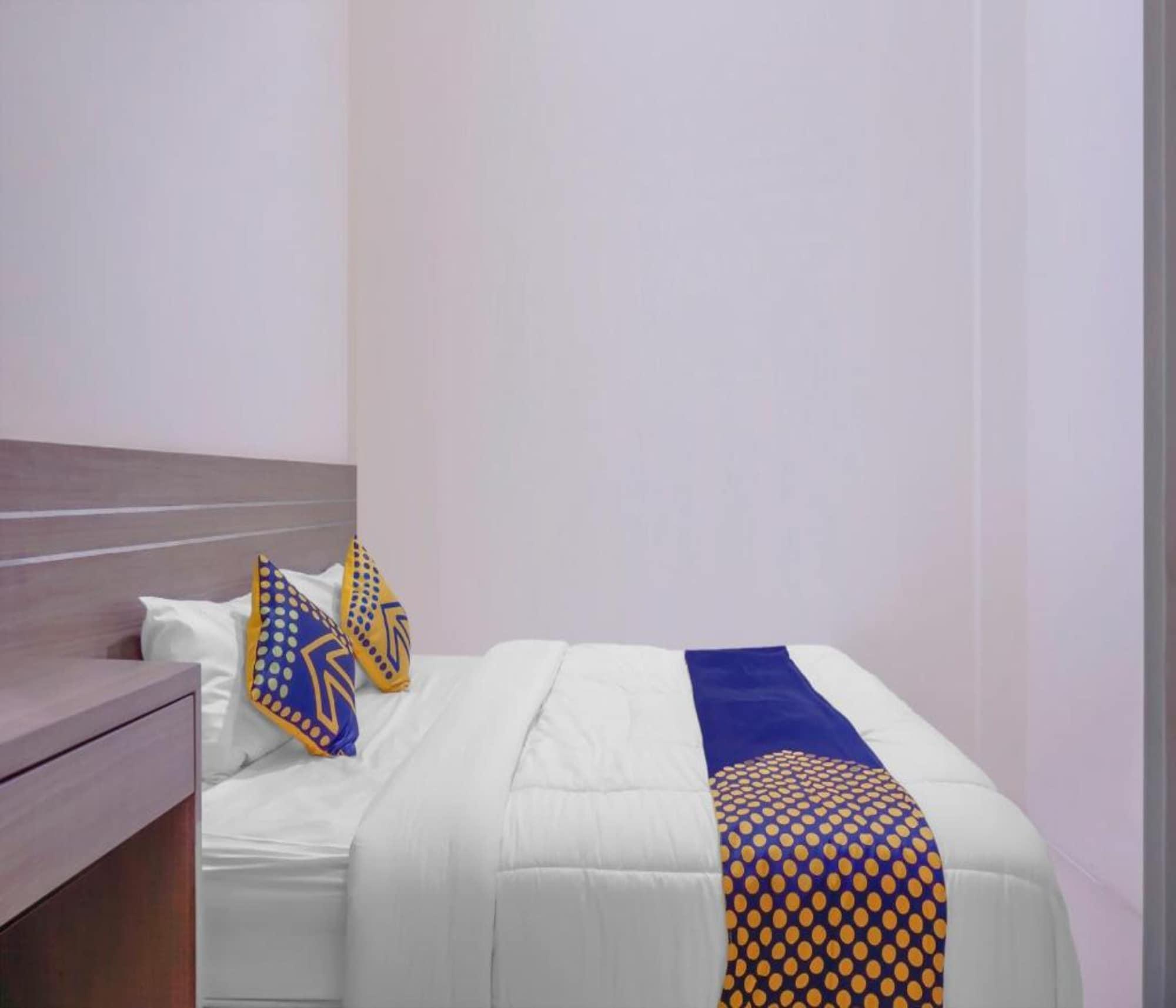 Hotel Oyo 2357 Syariah Grand Raudhah à Jakarta Extérieur photo