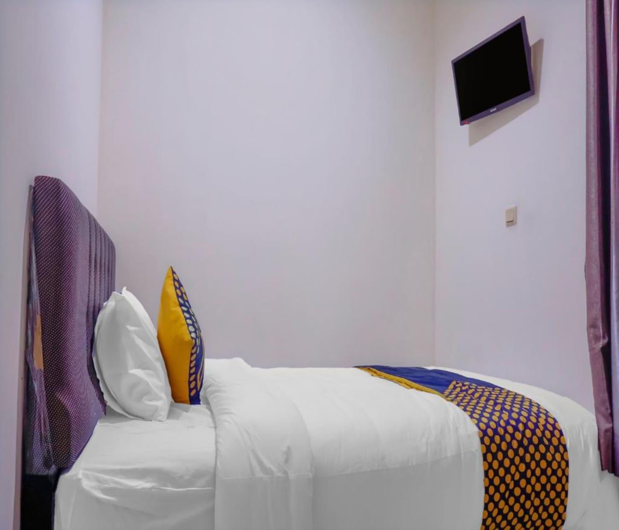 Hotel Oyo 2357 Syariah Grand Raudhah à Jakarta Extérieur photo
