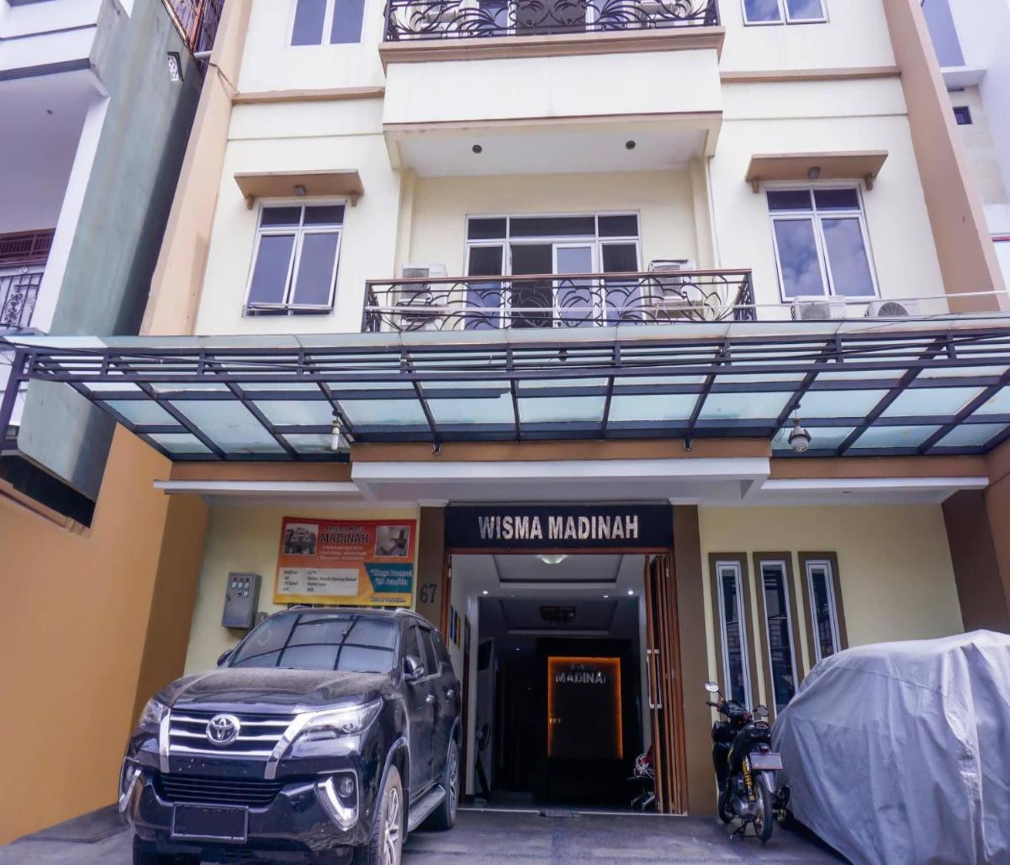 Hotel Oyo 2357 Syariah Grand Raudhah à Jakarta Extérieur photo