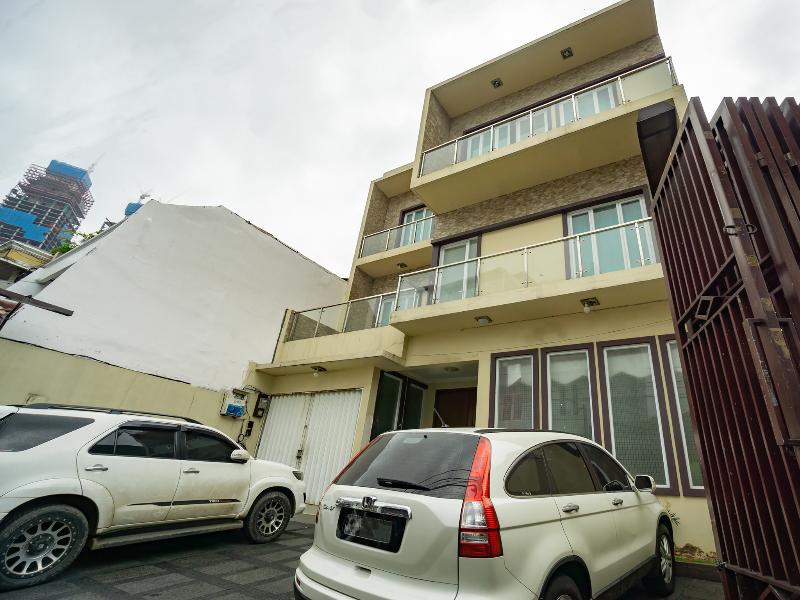Hotel Oyo 2357 Syariah Grand Raudhah à Jakarta Extérieur photo