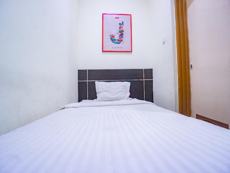 Hotel Oyo 2357 Syariah Grand Raudhah à Jakarta Extérieur photo